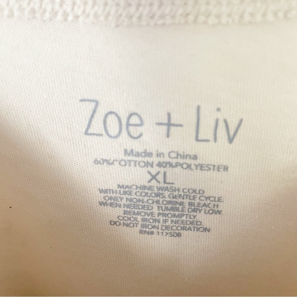 Zoe+Liv Women's Just Take Your Time Short
Sleeve Graphic T-Shirt Size XL - Picture 5 of 6